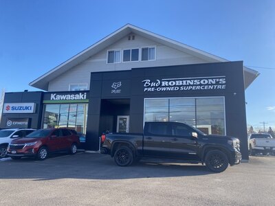 2022 GMC SIERRA 1500 ELEVATION 4X4 CREWCAB WITH REMOTE START, HEATED SEATS, HEATED STEERING WHEEL AND REARVIEW CAMERA!