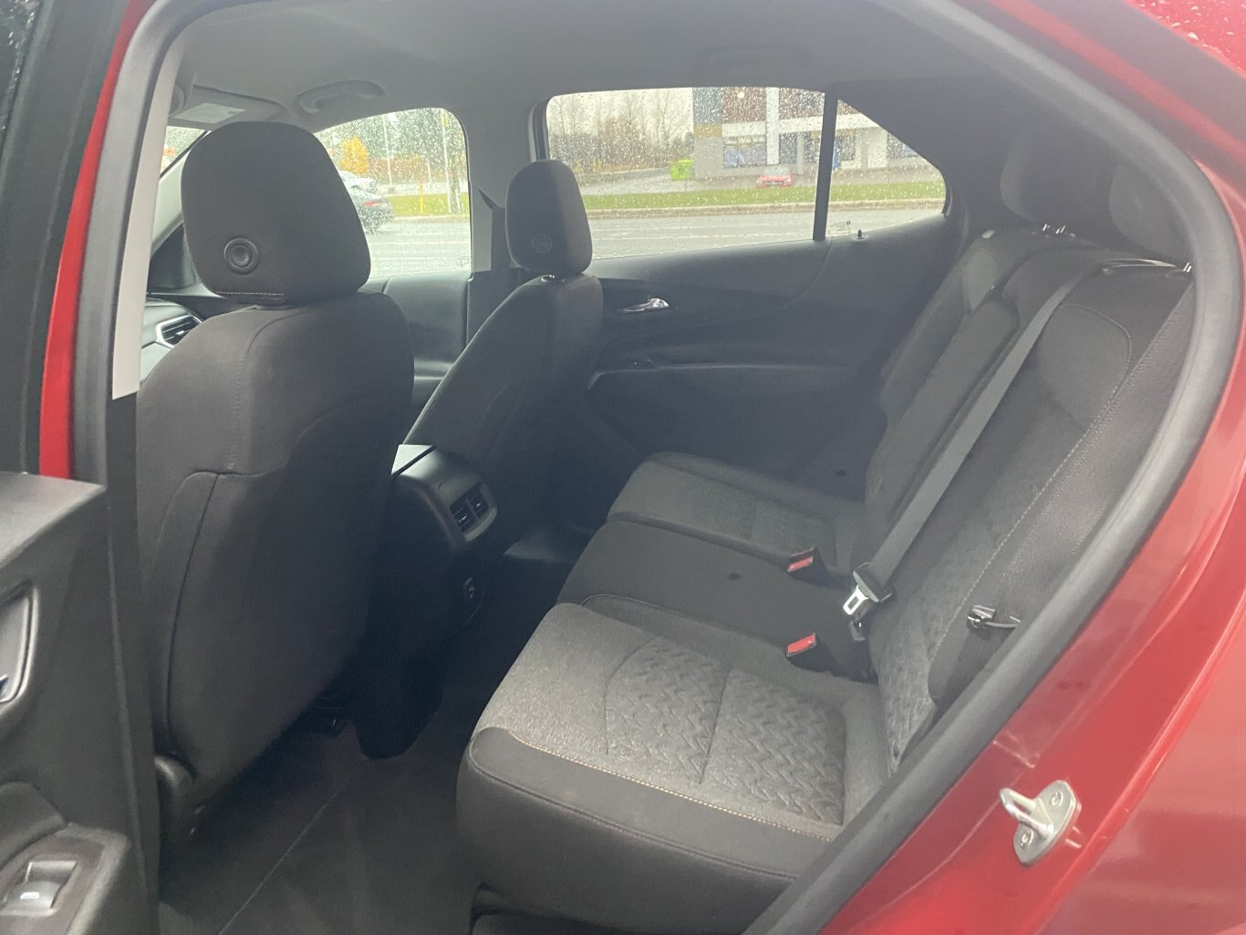 2022 CHEVROLET EQUINOX LT AWD (PREVIOUS RENTAL) WITH HEATED SEATS, REARVIEW CAMERA, ONSTAR SERVICES AND REMOTE START!!