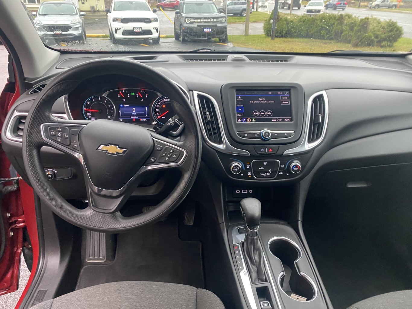 2022 CHEVROLET EQUINOX LT AWD (PREVIOUS RENTAL) WITH HEATED SEATS, REARVIEW CAMERA, ONSTAR SERVICES AND REMOTE START!!