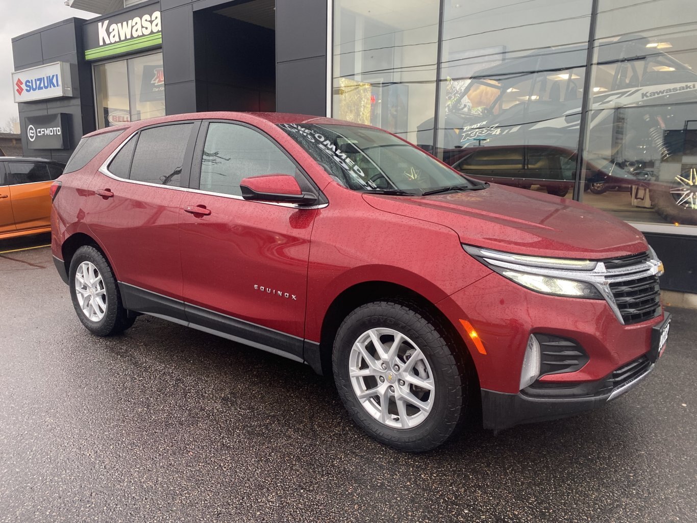 2022 CHEVROLET EQUINOX LT AWD (PREVIOUS RENTAL) WITH HEATED SEATS, REARVIEW CAMERA, ONSTAR SERVICES AND REMOTE START!!