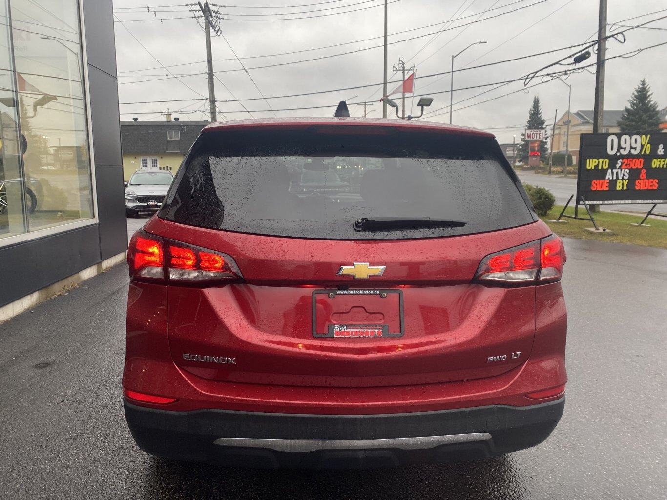 2022 CHEVROLET EQUINOX LT AWD (PREVIOUS RENTAL) WITH HEATED SEATS, REARVIEW CAMERA, ONSTAR SERVICES AND REMOTE START!!