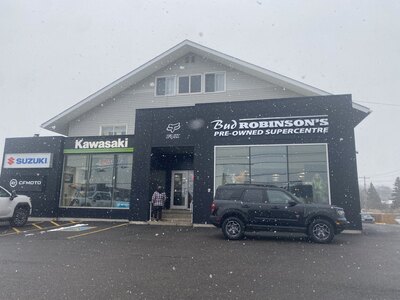 2022 FORD BRONCO BADLANDS AWD WITH HEATED SEATS, REMOTE START AND REARVIEW CAMERA!!