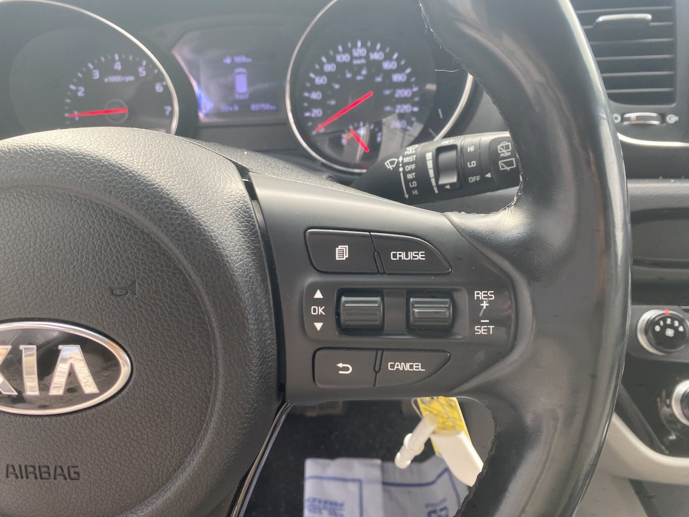 2020 KIA SEDONA LX FWD 7 PASSENGER WITH REARVIEW CAMERA!!