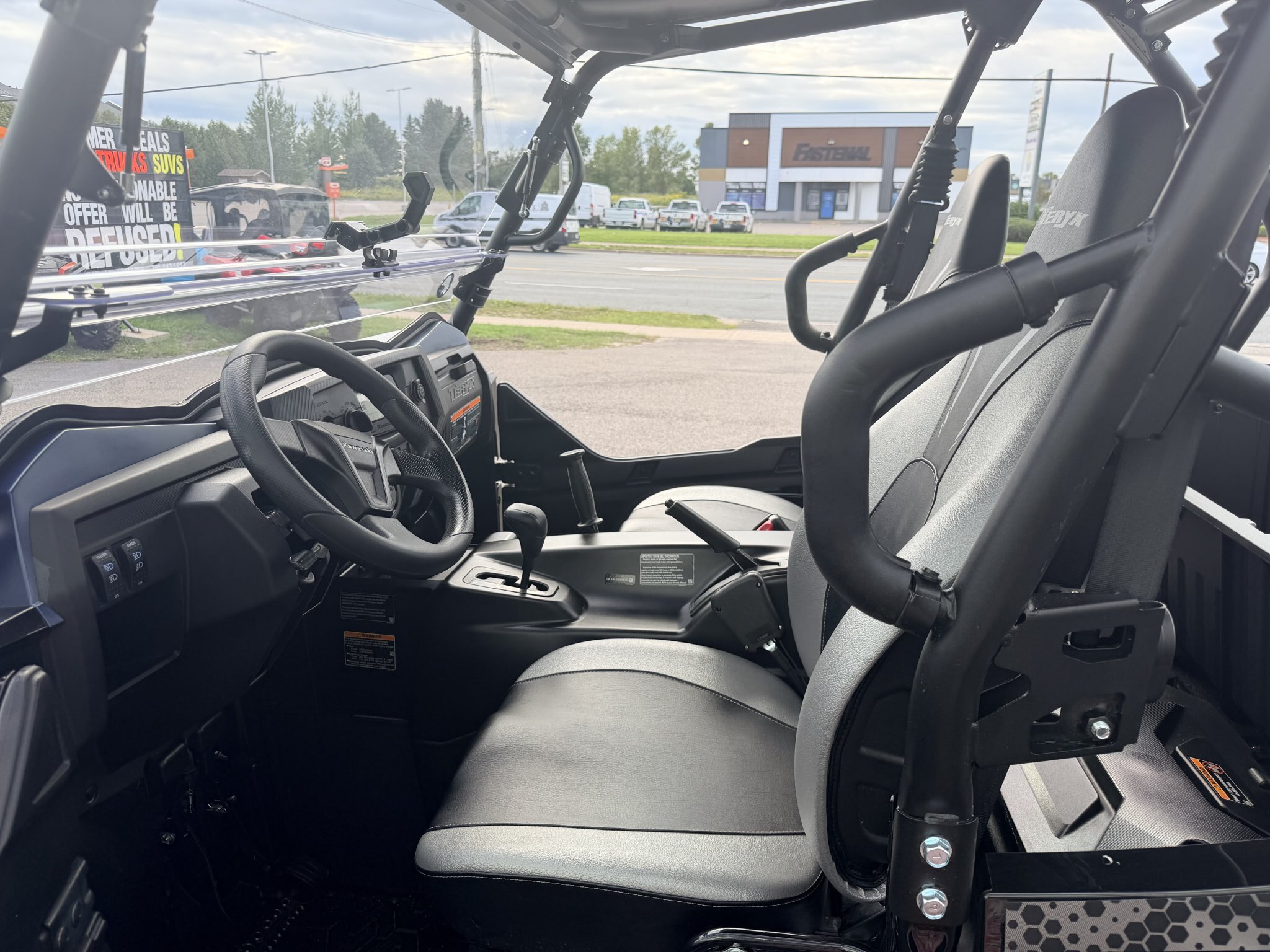2025 KAWASAKI TERYX S LE (IN STOCK)