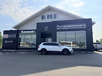 2022 VOLKSWAGEN TIGUAN SE COMFORTLINE AWD W/LEATHER SEATS, HEATED SEATS, SUNROOF, REMOTE START AND REARVIEW CAMERA!!