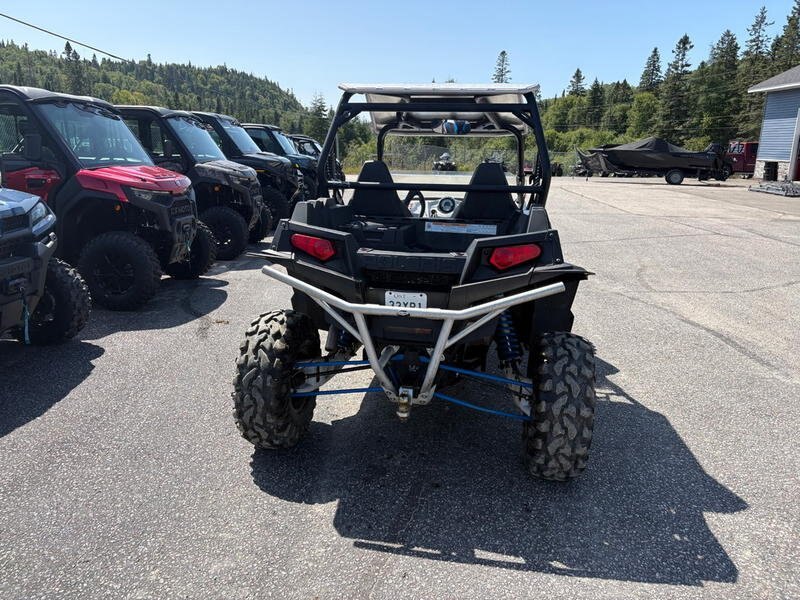 2012 Polaris® Ranger® RZR XP™ 900 Voodoo Blue/White/Black LE