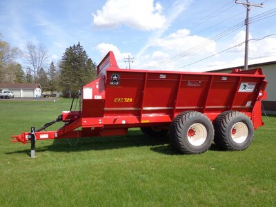 Meyer Manufacturing SXI Industrial Series Auger Spreader