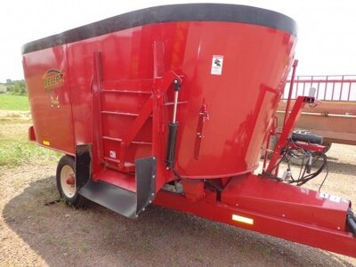 Meyer Manufacturing Twin Screw - Medium Family