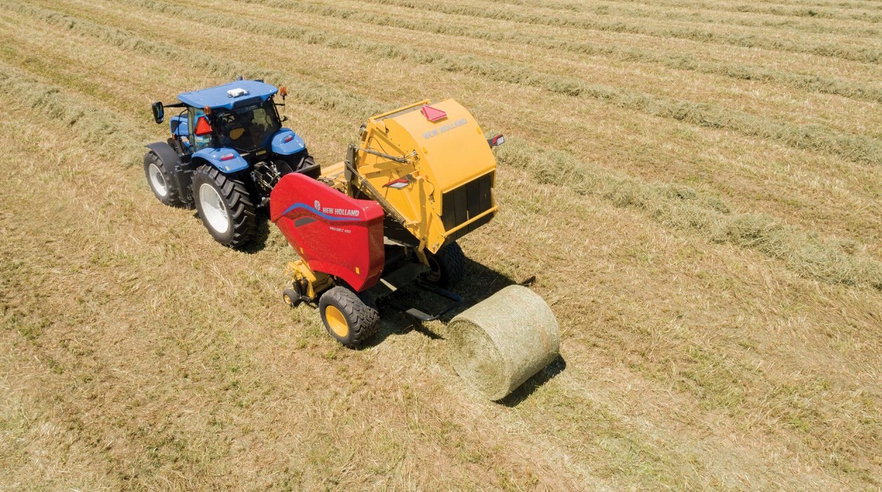 New Holland Pro Belt™ Round Balers Pro Belt™ 450 SuperFeed™