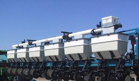 Market Planter Cross Augers