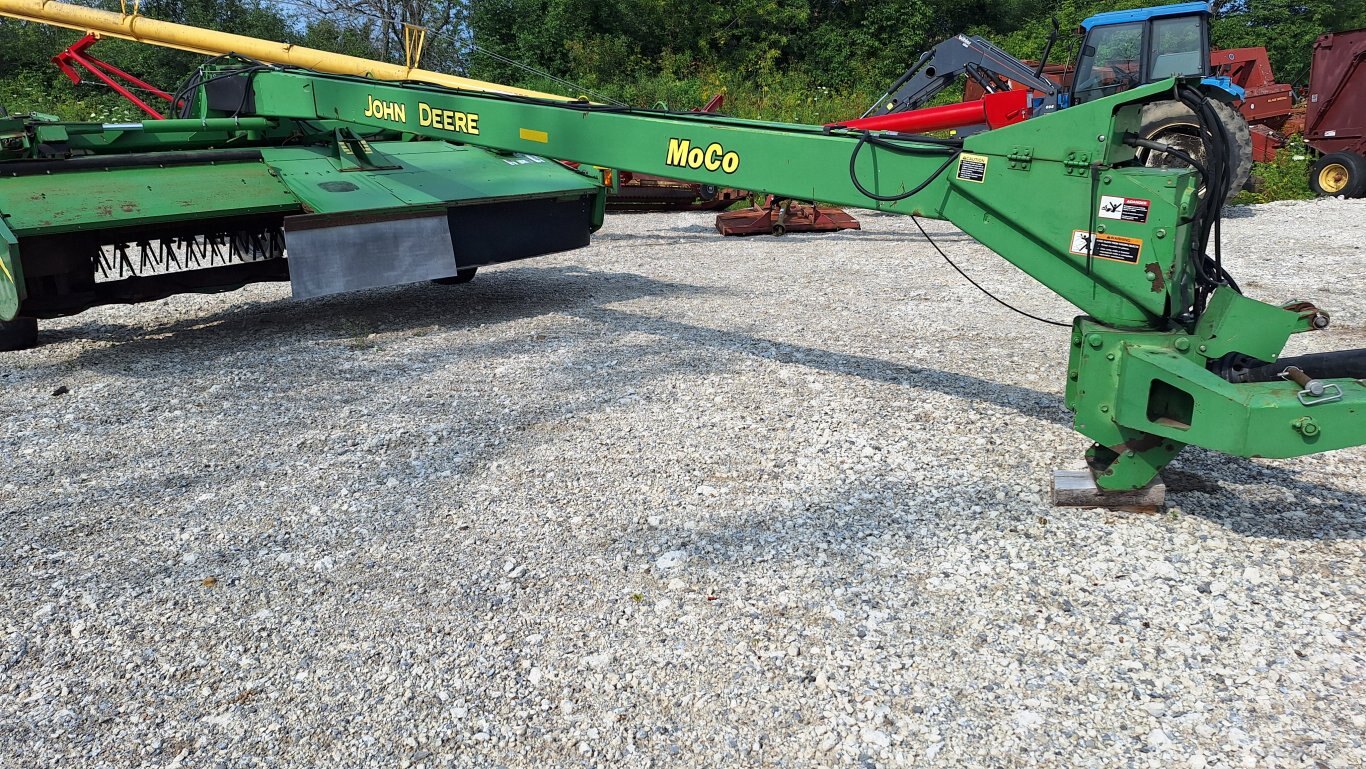 2005 JOHN DEERE 946 MOCO MOWER CONDITIONER