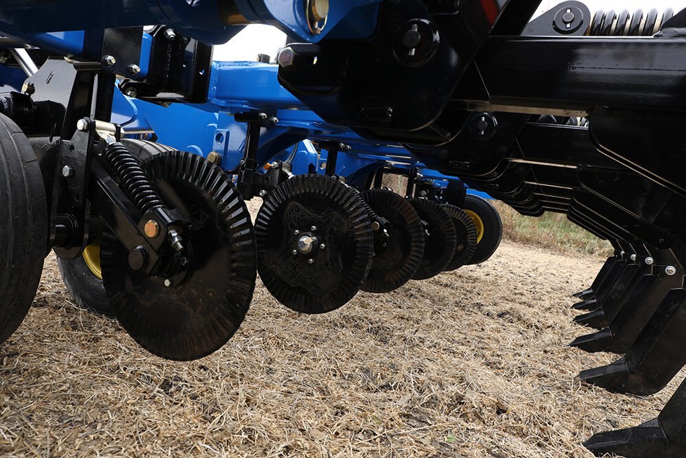 Landoll 2500 SERIES IN LINE RIPPER