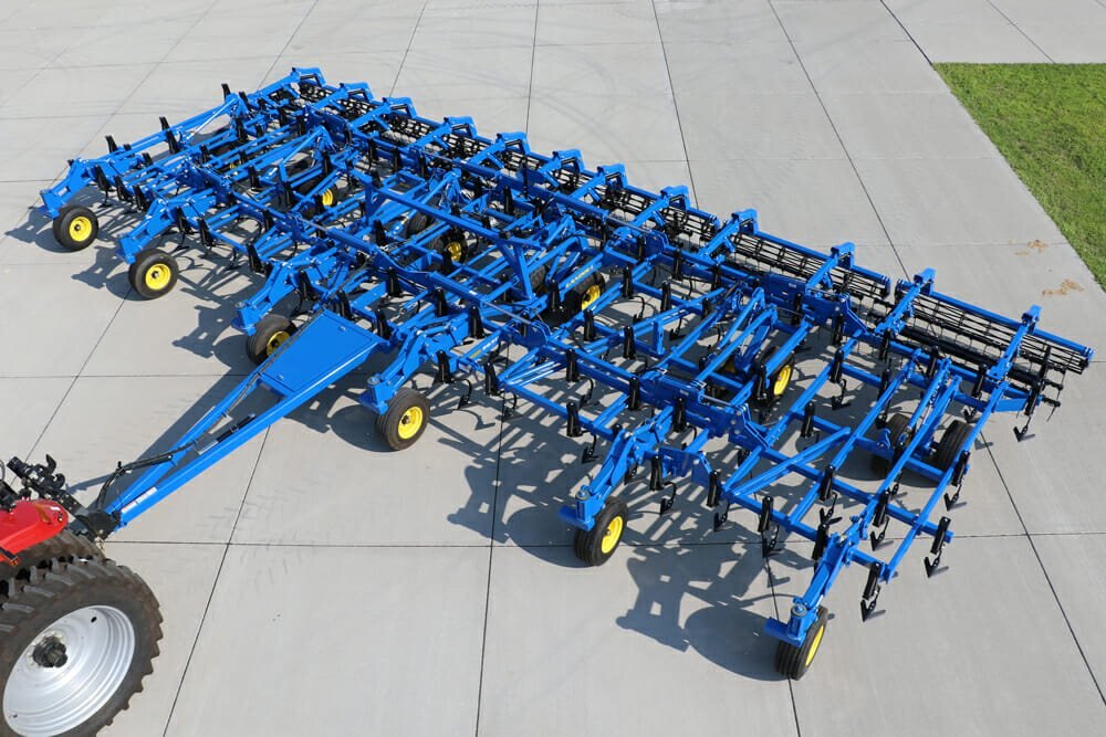 Landoll 9000 SERIES FIELD CULTIVATOR