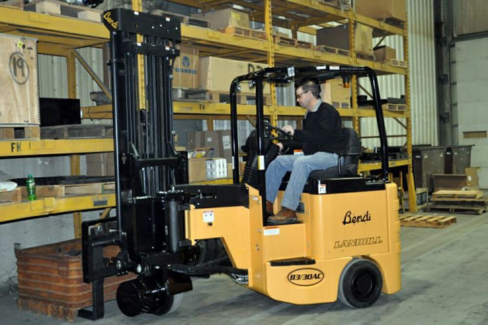 Landoll B3/30AC FORKLIFT