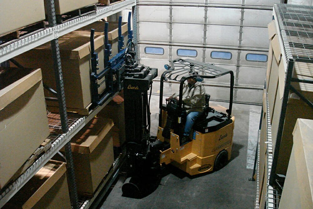 Landoll B55AC FORKLIFT