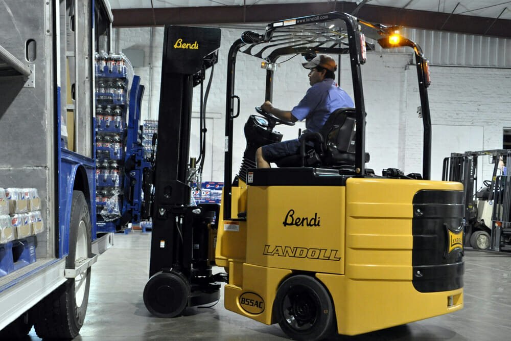 Landoll B55AC FORKLIFT