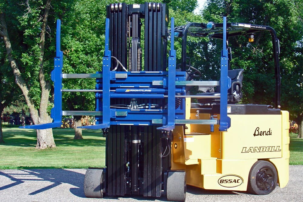 Landoll B55AC FORKLIFT