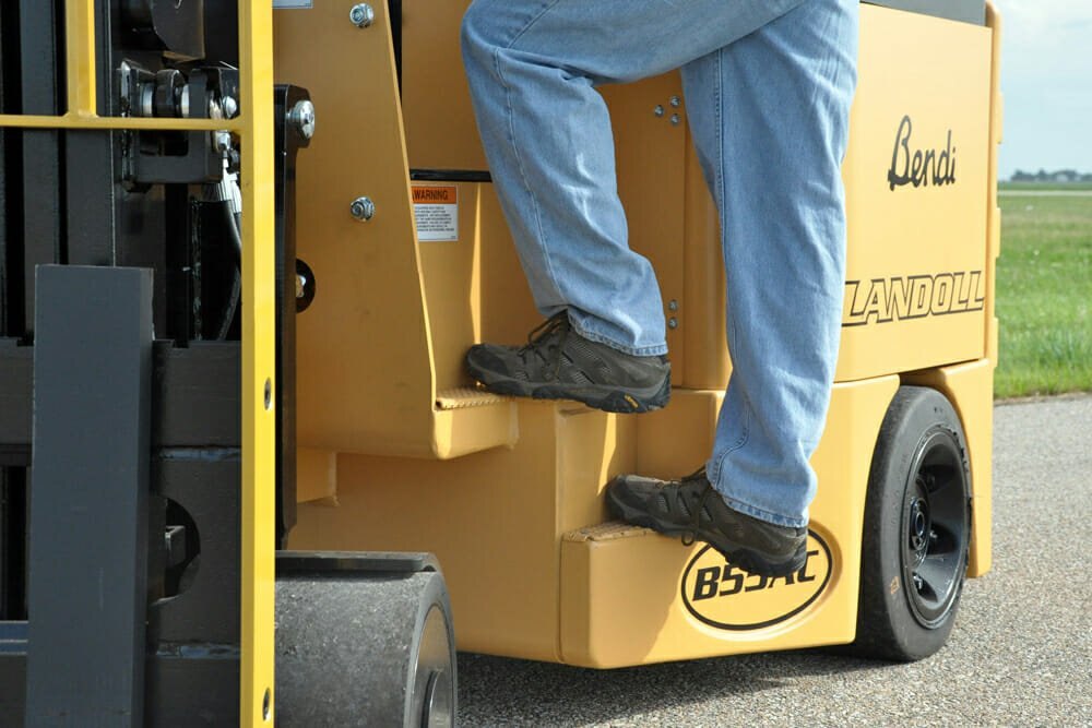 Landoll B55AC FORKLIFT