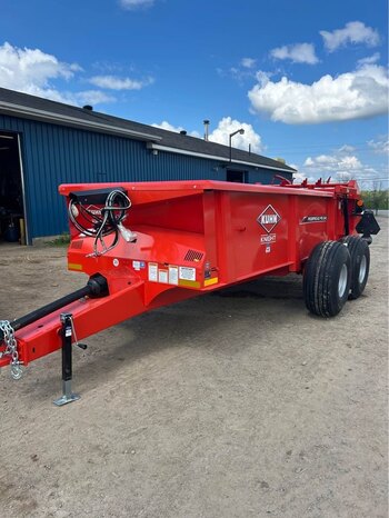 2024 KUHN PS242T MANURE SPREADER