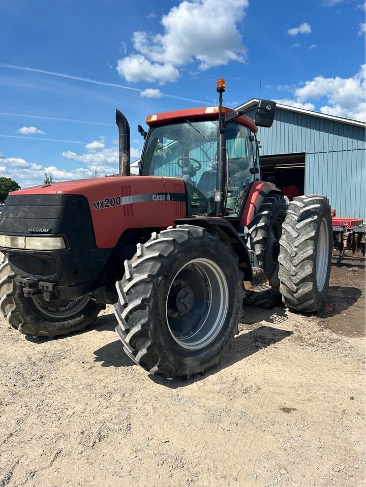 2002 CASE MAGNUM MX200 TRACTOR (CONSIGN)