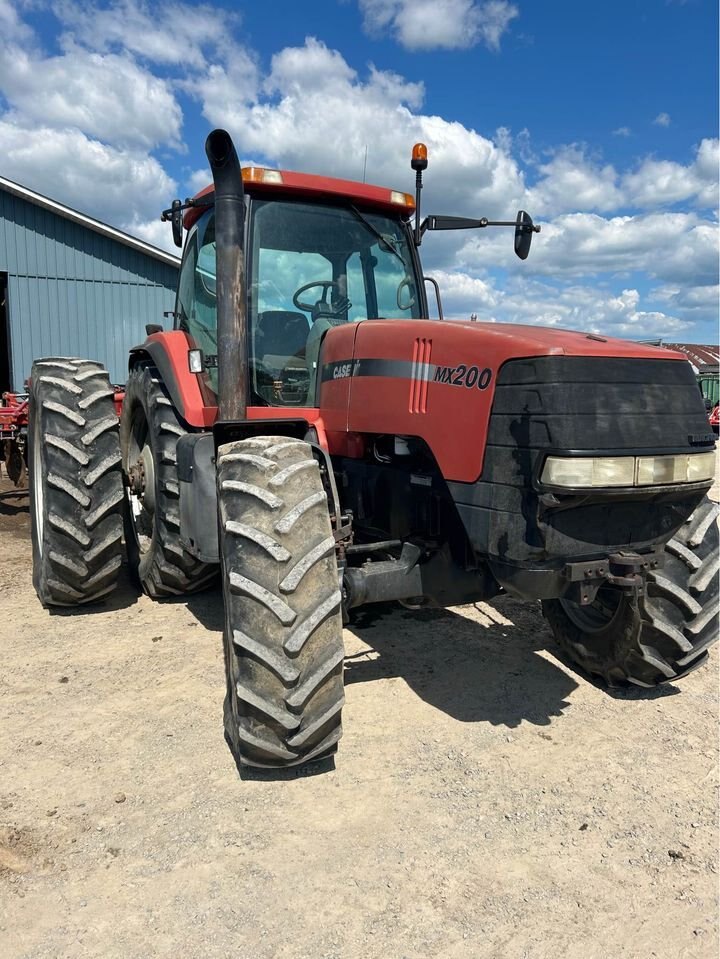 2002 CASE MAGNUM MX200 TRACTOR (CONSIGN)