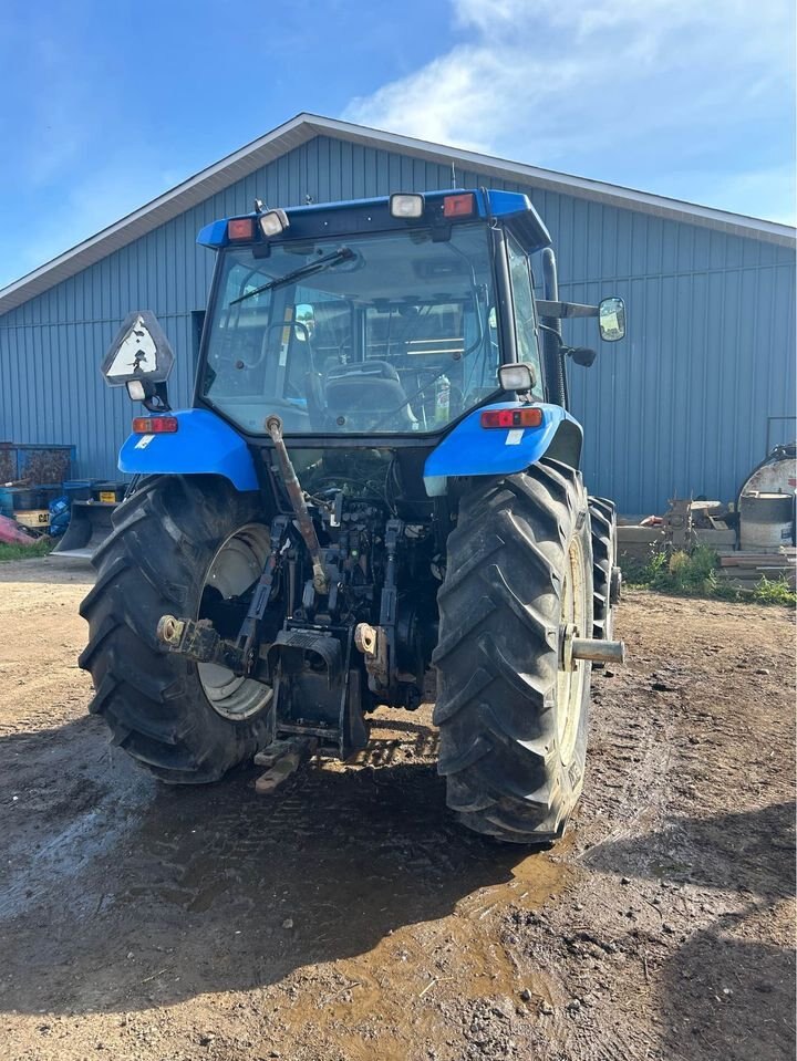 2002 NEW HOLLAND TM135 TRACTOR & CAB (CONSIGN)