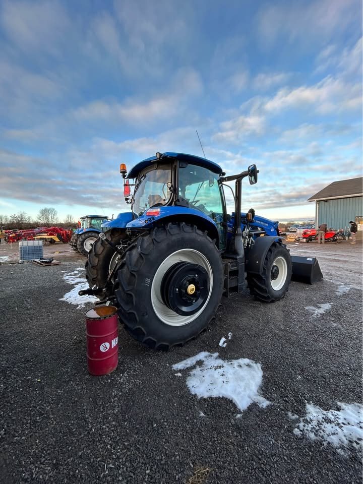 2023 New Holland T6.160 TRACTOR & 855LA LOADER ( CONSIGN )