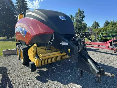 2012 NEW HOLLAND 330R BIG SQUARE BALER