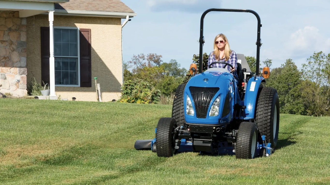 New Holland WORKMASTER™ Compact Series WORKMASTER™ 25