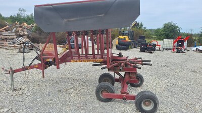 2017 PEQUEA HR10 ROTARY RAKE