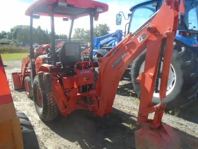 2007 Kubota B26 TLB