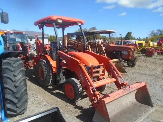 2007 Kubota B26 TLB