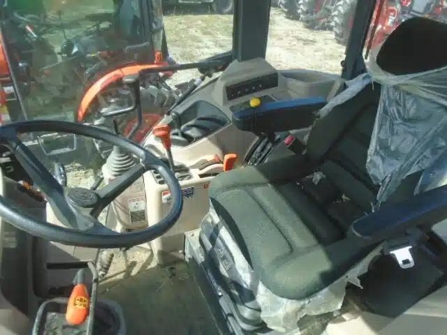 2018 Kubota M7060HDCC12