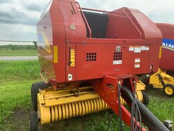 2014 New Holland BR7060