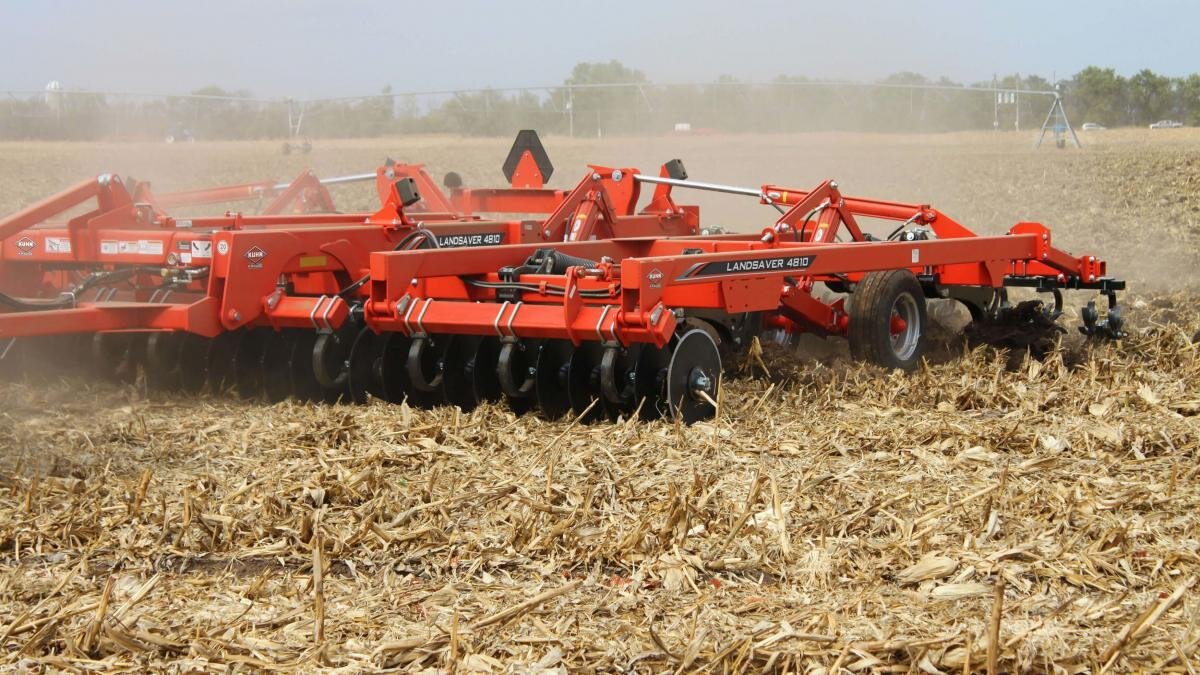 Kuhn 4810 13F