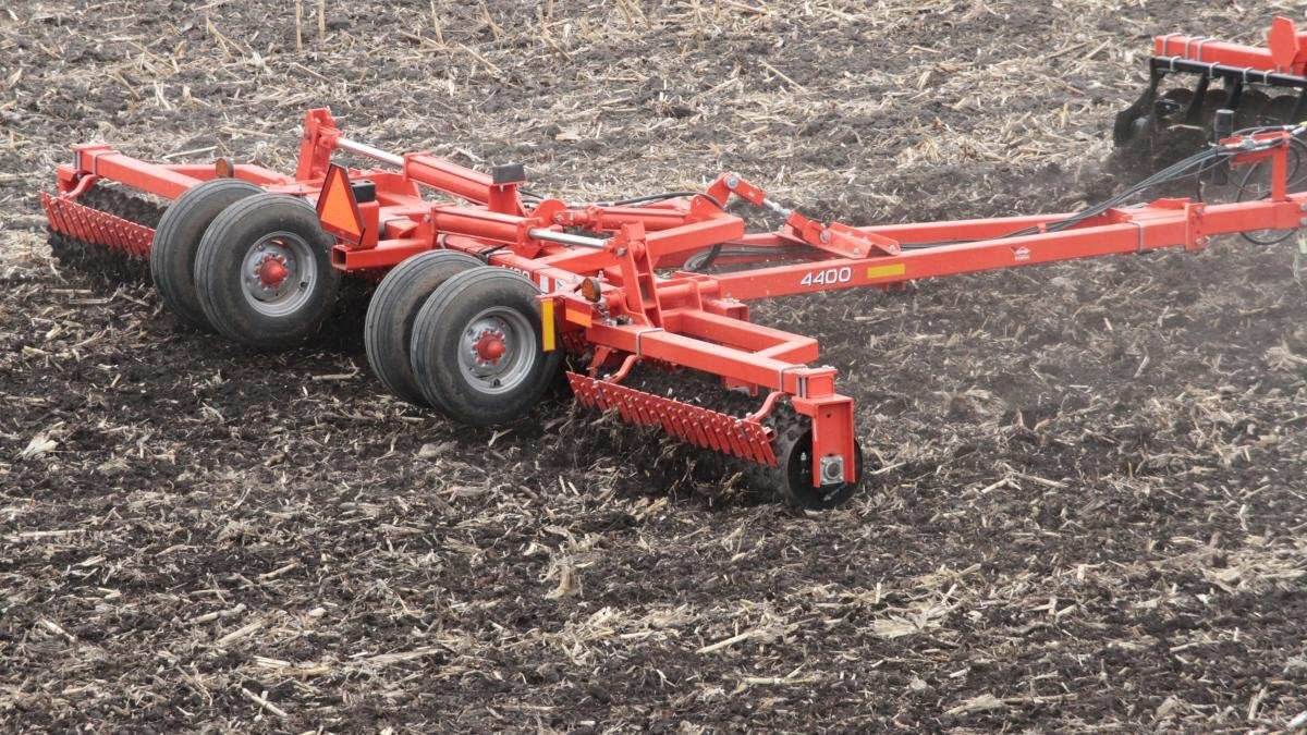 Kuhn 4400 Packer 22