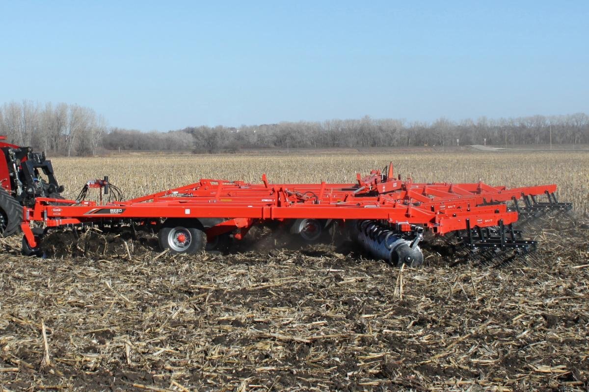 Kuhn 8220 Tandem 36W