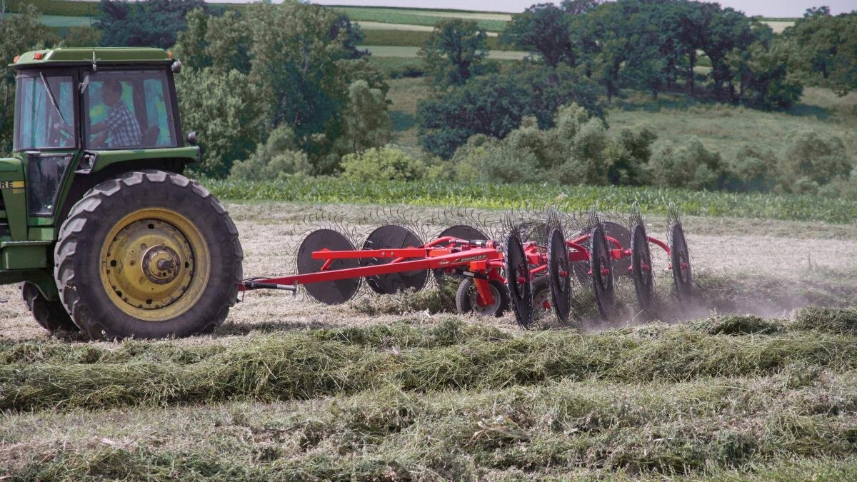 Kuhn SR 50 8 WHEEL