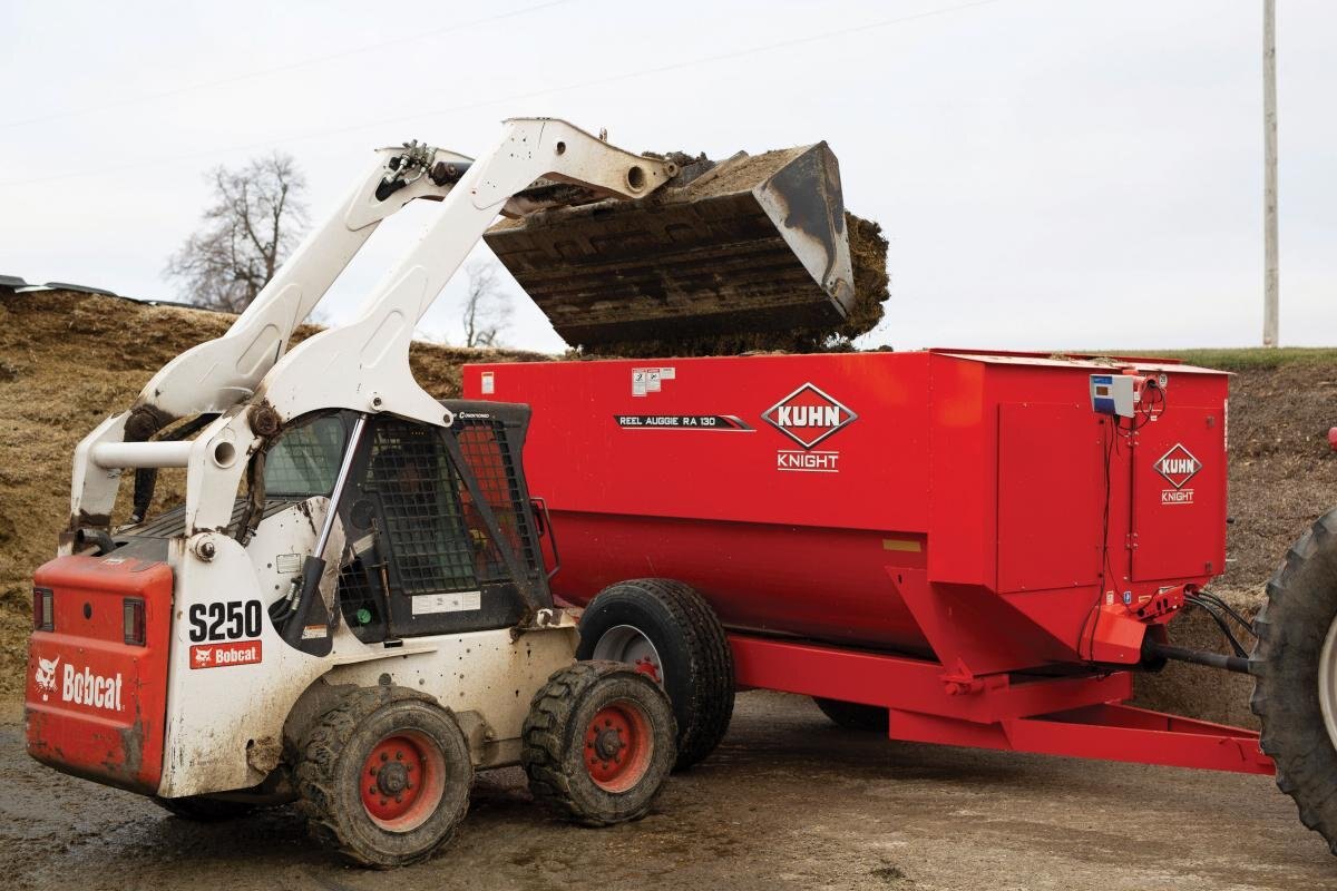 Kuhn RA 125 TRAILER