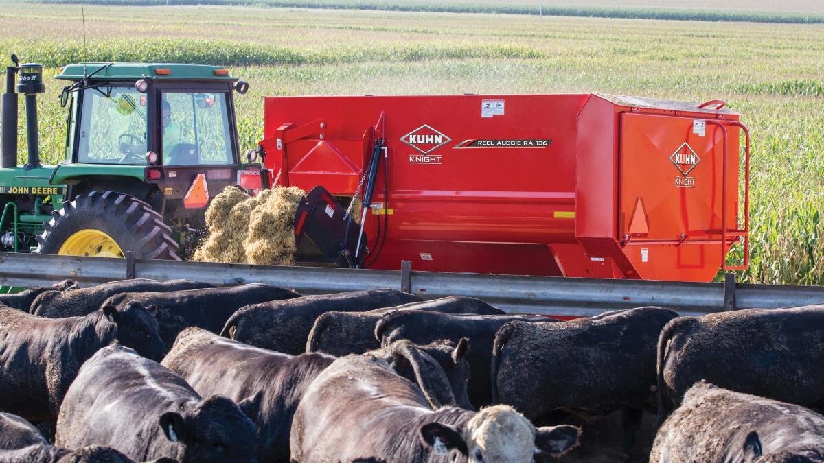 Kuhn RA 136 STATIONARY