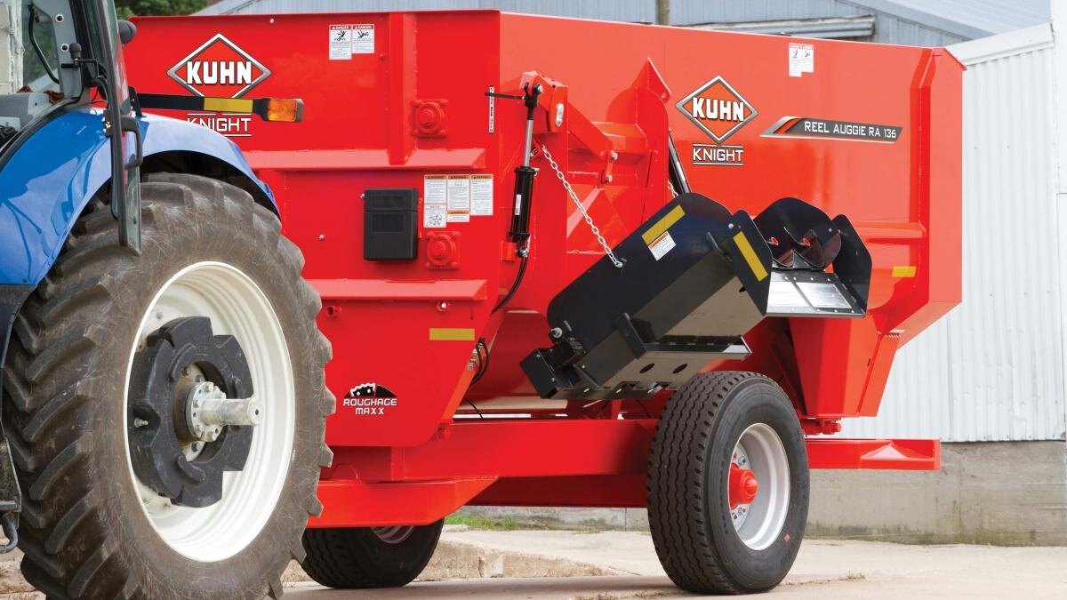 Kuhn RA 136 TRAILER