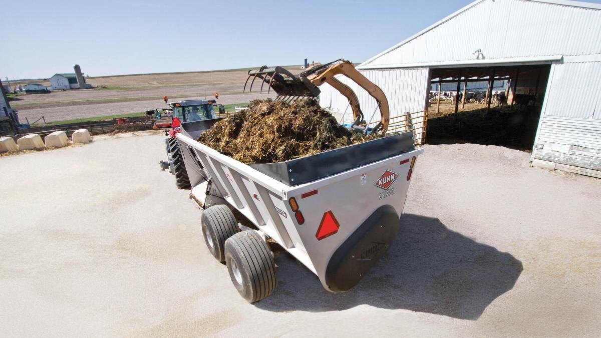 Kuhn SLC 126 10 BOLT TRAILER