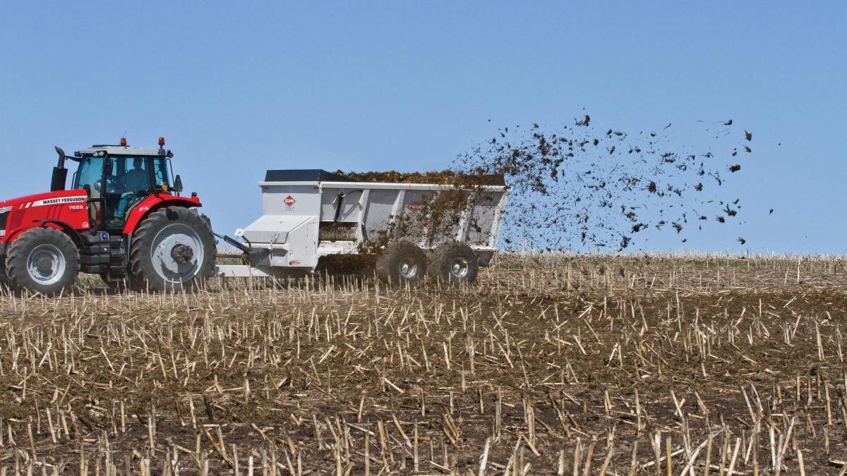 Kuhn SLC 141 TRAILER