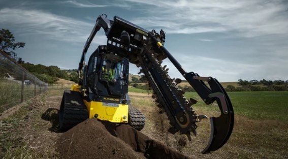 New Holland Compact Track Loaders C345