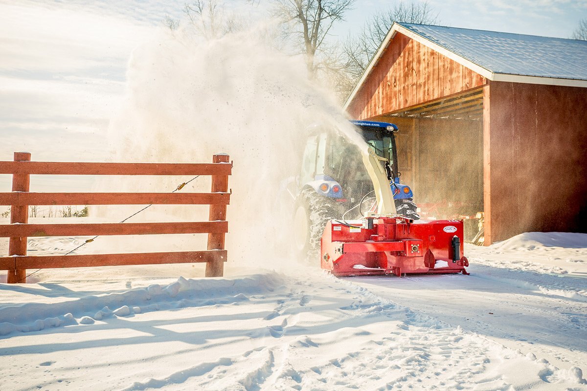 Farm king PULL TYPE SNOWBLOWER 740