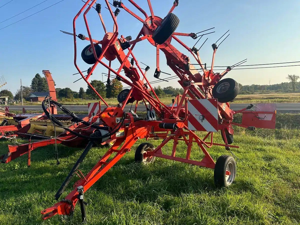 2016 Kuhn GF7802T