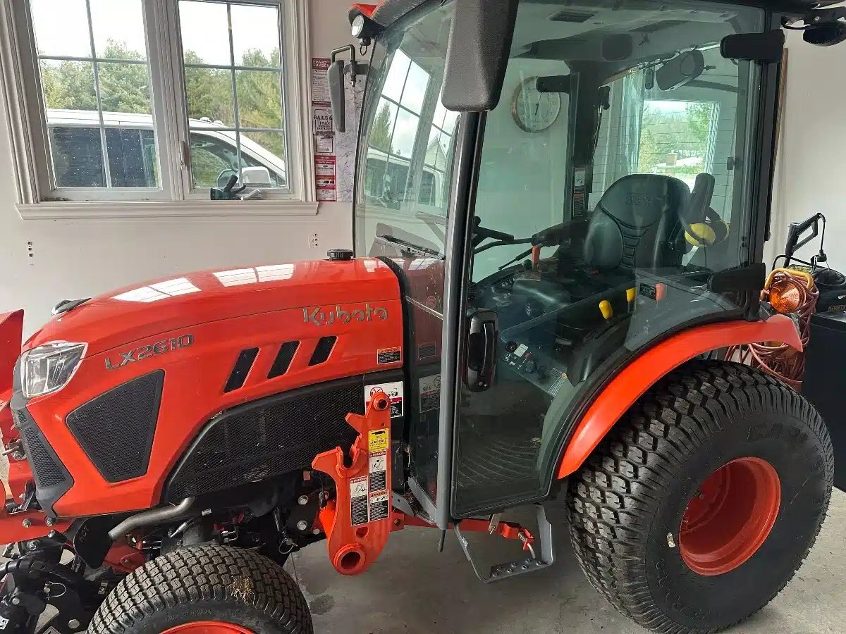 2022 Kubota LX2610