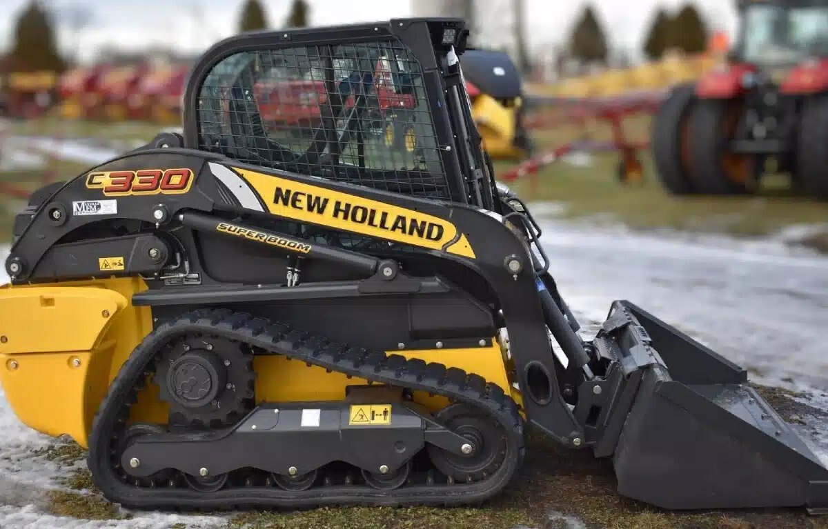 2024 New Holland C330