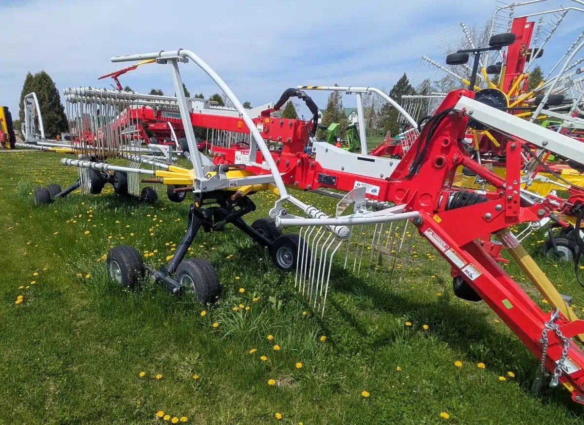 2023 Poettinger TOP692A