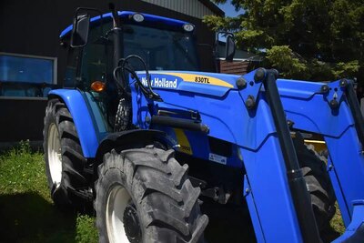 2009 New Holland T5050